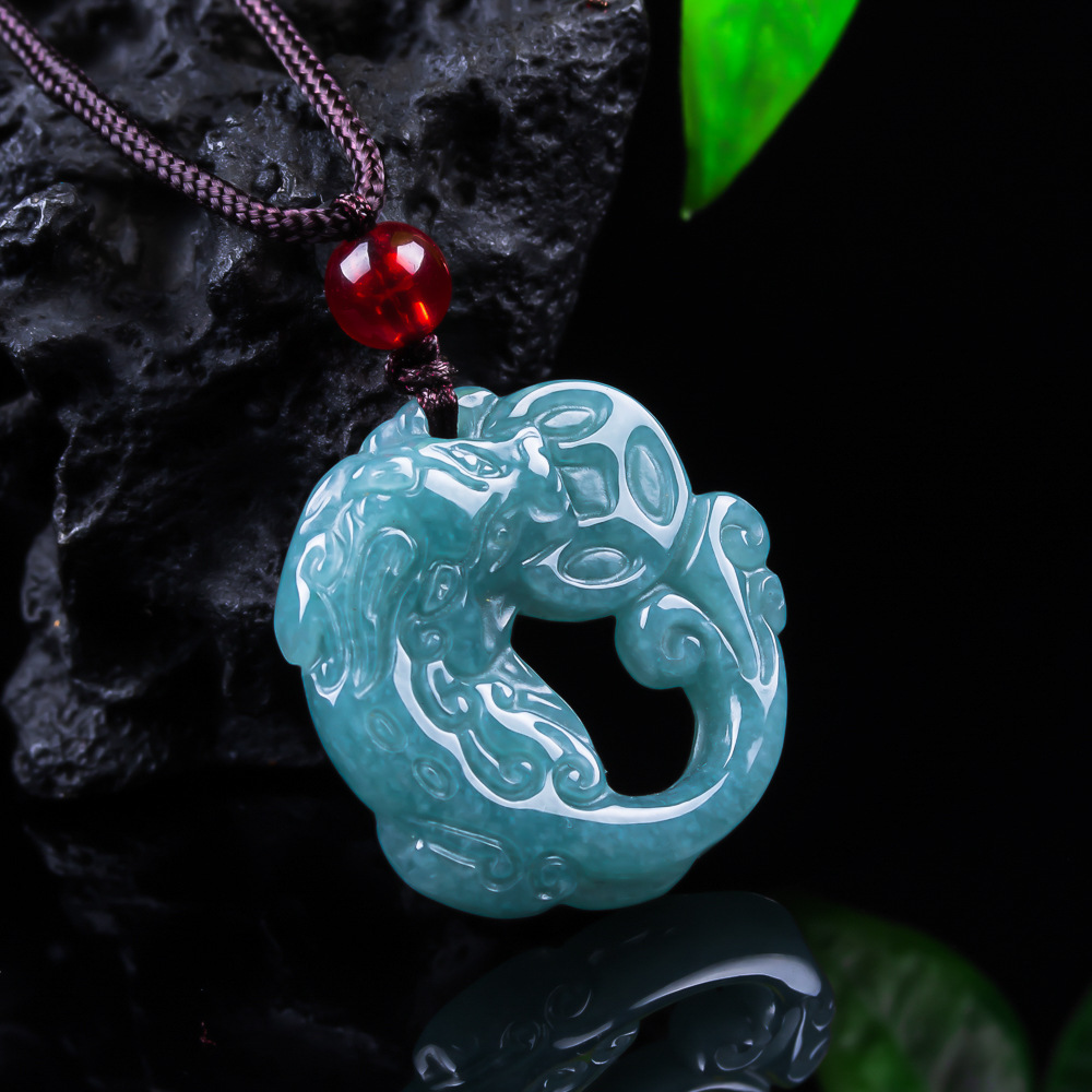 Necklace Pendant - ビルマ翡翠貔貅ペンダント本物の翡翠高級チャームアクセサリーデザイナーネックレス彫刻お守り宝石女性へのギフト