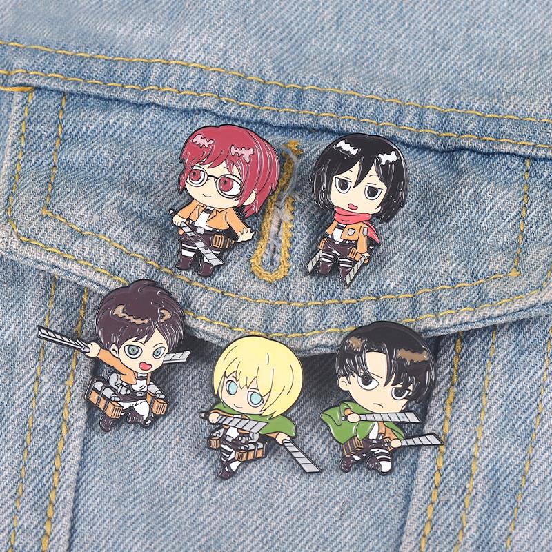 Levi Jewelry & Watches Inc - ティタン、カスタムラペルバッジ、漫画ジュエリー、友達へのギフト、eren mikasa、armin levi、chibiの攻撃のエナメルピン
