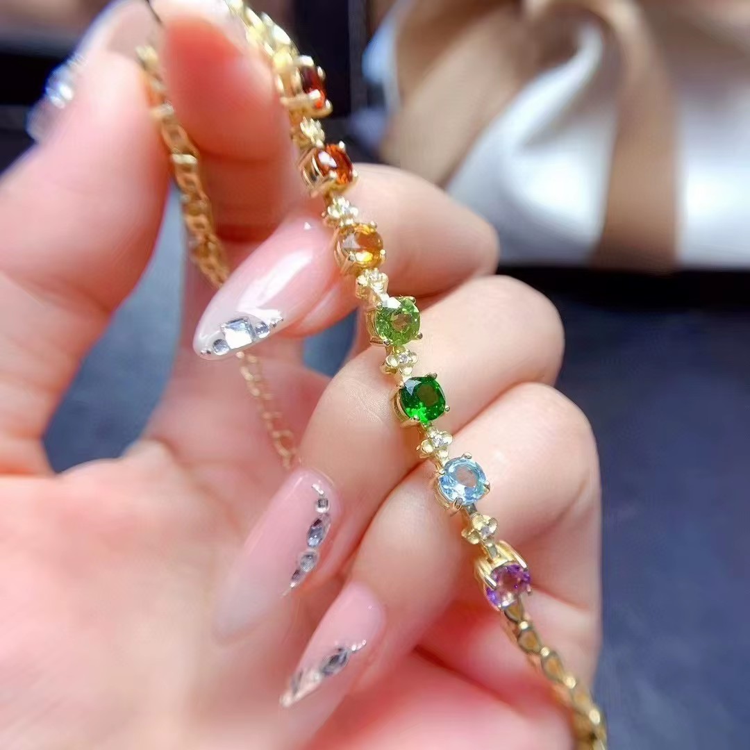 ブティックジュエリー レディース ブレスレット 925 純銀 - Al Ain Jewelry & Watches Exhibition 2025 のレビューと価格