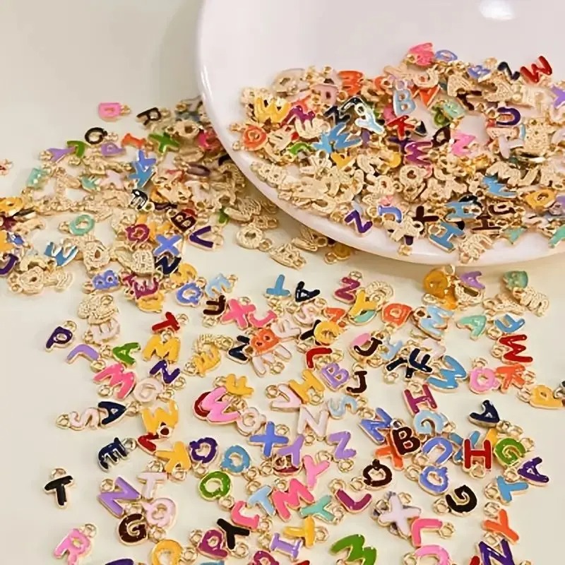 100個のカラフルなランダム文字DIYかわいい合金ペイントオ - Anklet Foot Chain のレビューと価格