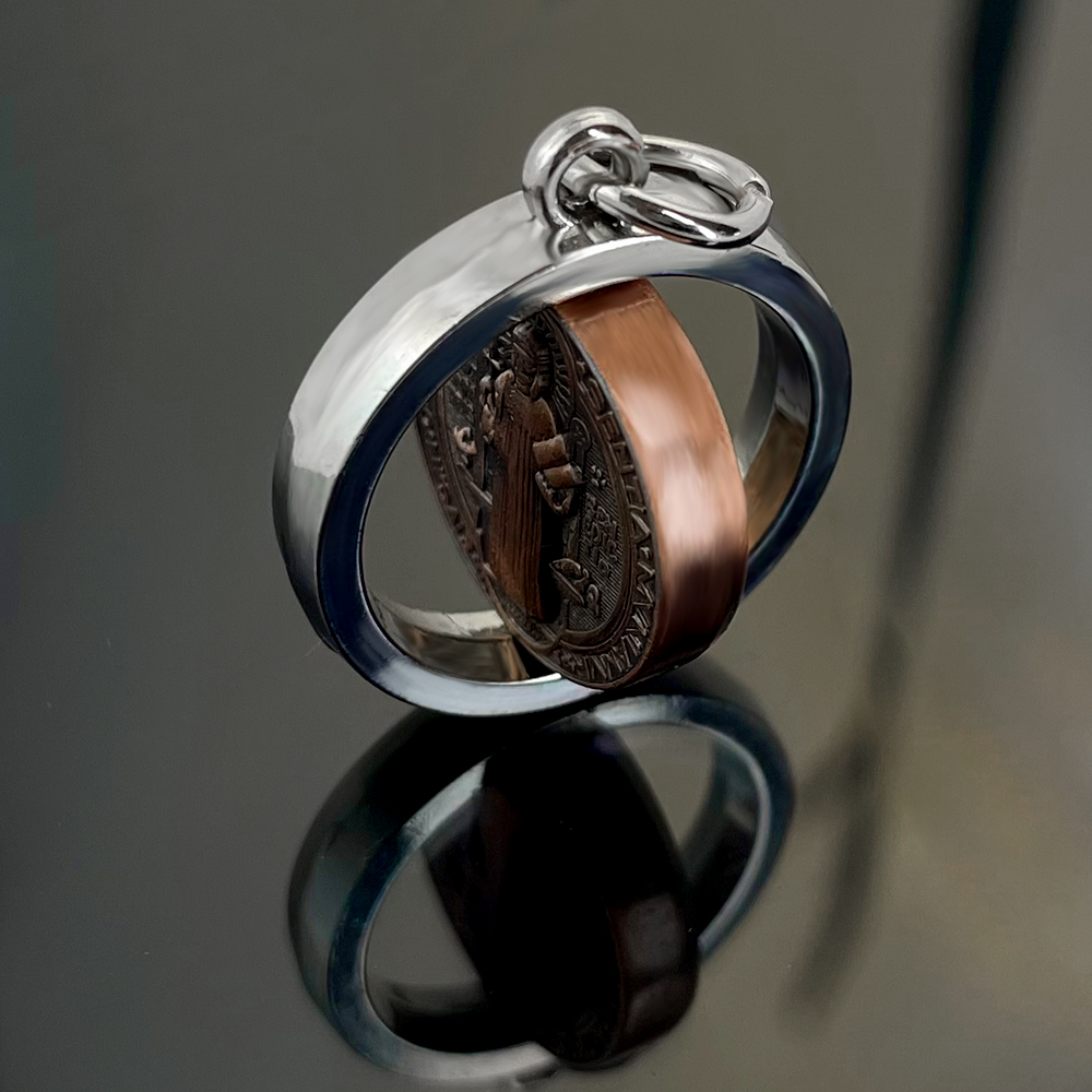 新しい聖ベネディクトメダルネックレス カトリック保護十字架ペ - Necklace Pendant のレビューと価格