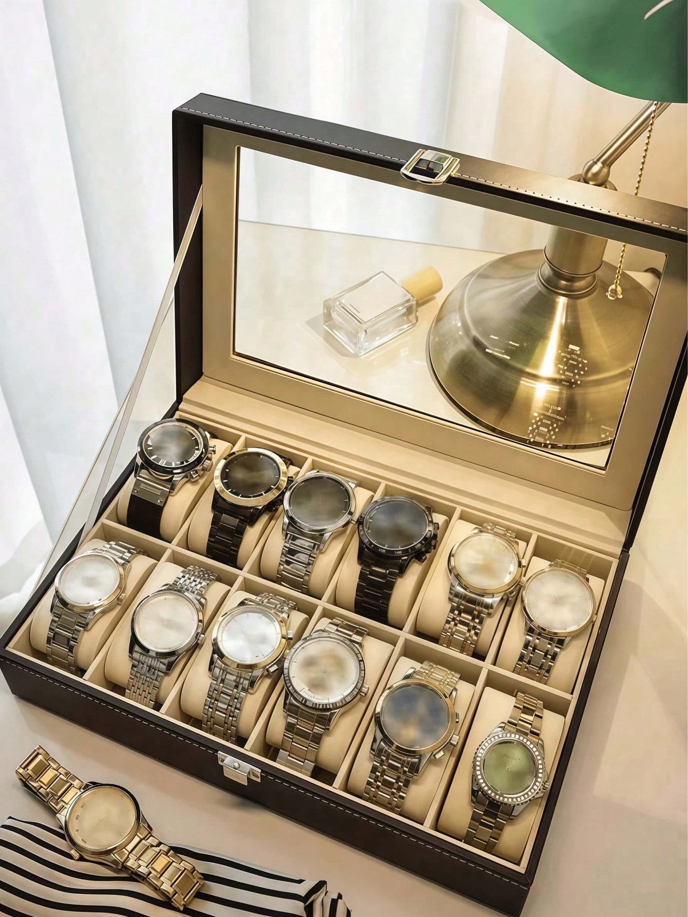 ロック付きレザー時計ボックス、大容量時計ディスプレイケース、 - Jewelry Style Watches のレビューと価格