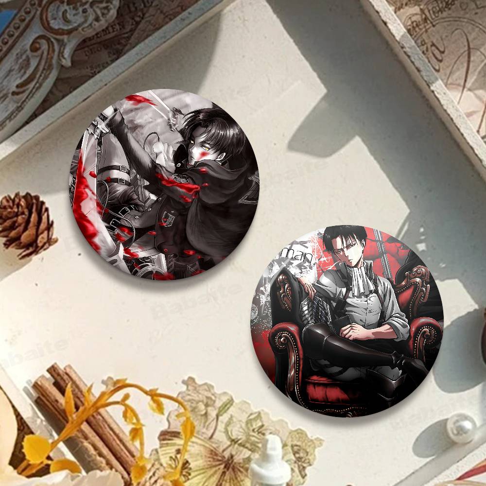 A-Attack O-On T-Titan リヴァイ・アッカ - Levi Jewelry & Watches Inc のレビューと価格