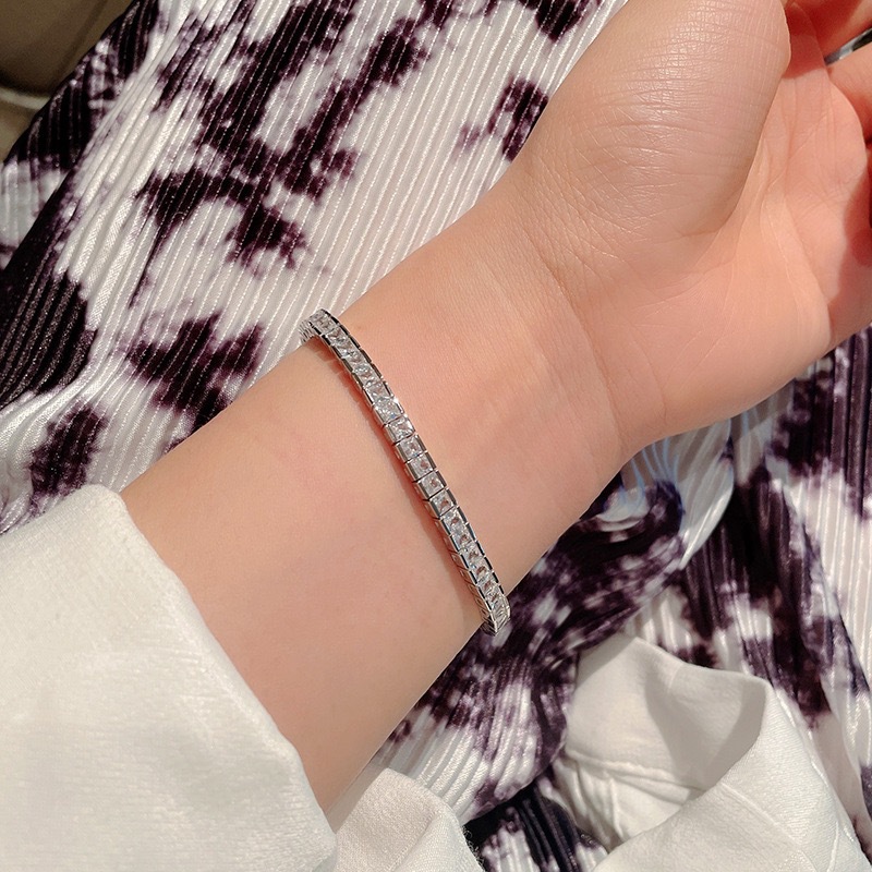 ブランドファッションテニスブレスレットプリンセスカット AA - Tennis Bracelet Cubic のレビューと価格