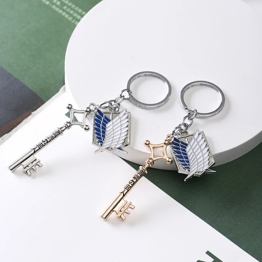 進撃の巨人メタルキーホルダー男性女性アニメ周辺バックパックペ - Levi Jewelry & Watches Inc のレビューと価格