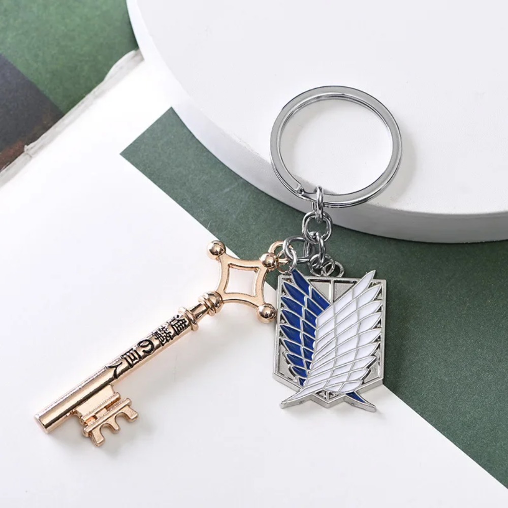 進撃の巨人メタルキーホルダー男性女性アニメ周辺バックパックペ - Levi Jewelry & Watches Inc のレビューと価格
